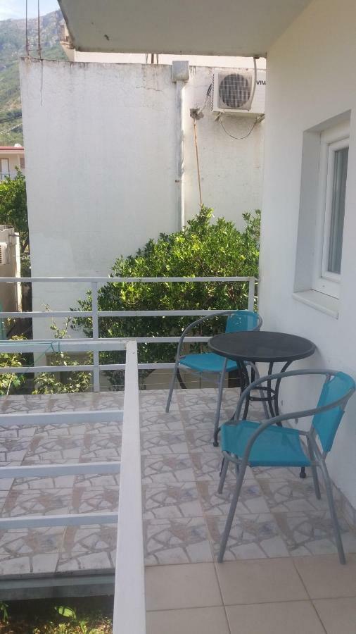 Mini Apartments Natasha Sutomore Exterior photo